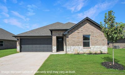 7009 E 155th Street S, House other with 4 bedrooms, 2 bathrooms and null parking in Bixby OK | Image 1