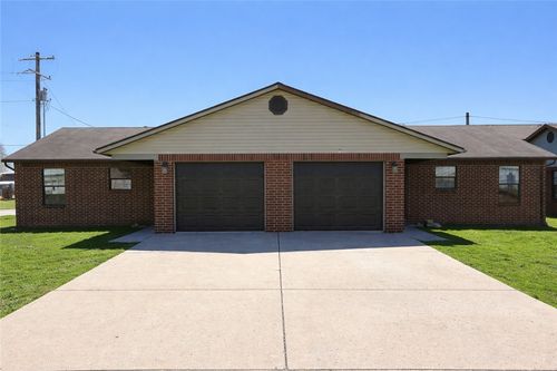 619 E 1st St, Gentry, AR, 72734-9419 | Card Image