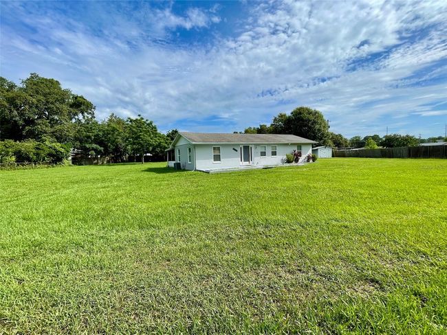 Front of the house | Image 21