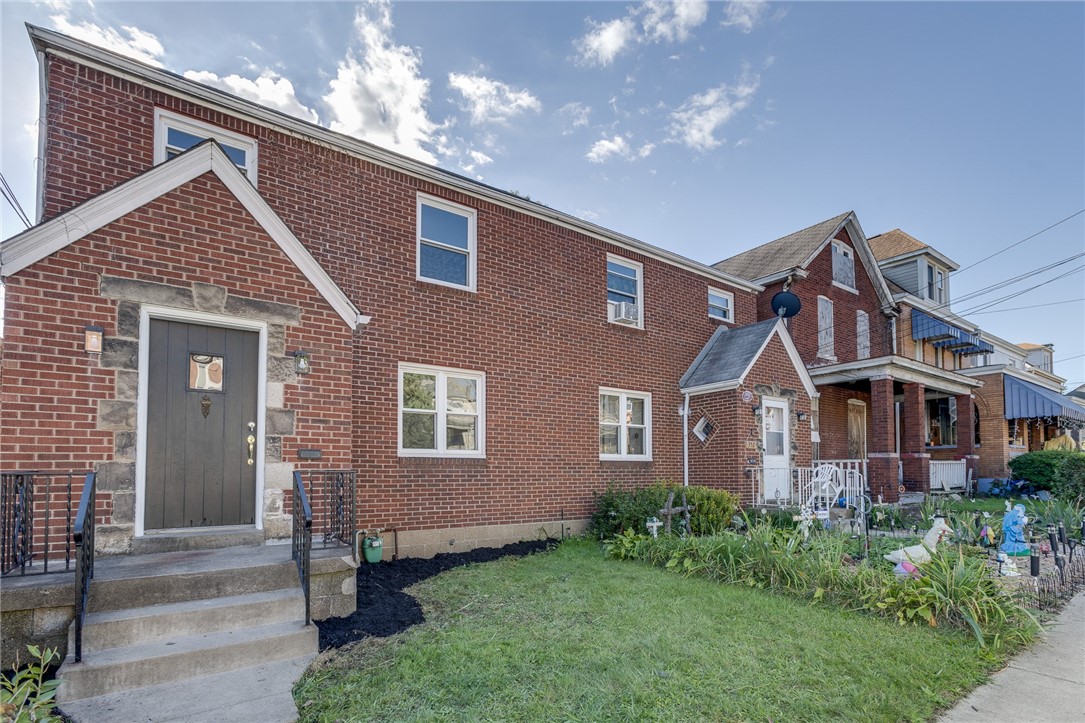 12th Ave, Homestead, PA 15120