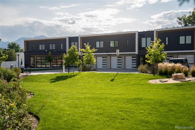 D105 - 3261 Airport Road, Condo with 1 bedrooms, 1 bathrooms and 1 parking in Boulder CO | Image 2