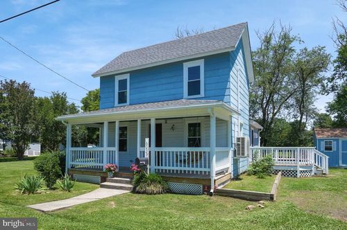 6033 Lewis St, CHINCOTEAGUE ISLAND, VA, 23336-2829 | Card Image