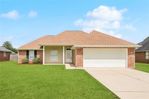 18092 Fox Hollow Loop, Hammond, LA, 70401-3766 | Card Image