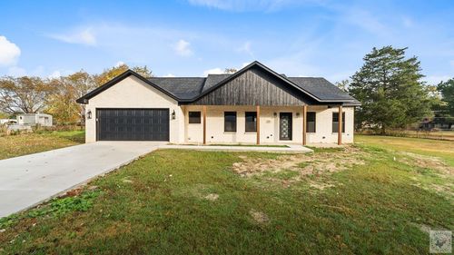 105 Oak St, Maud, TX, 75567-4002 | Card Image