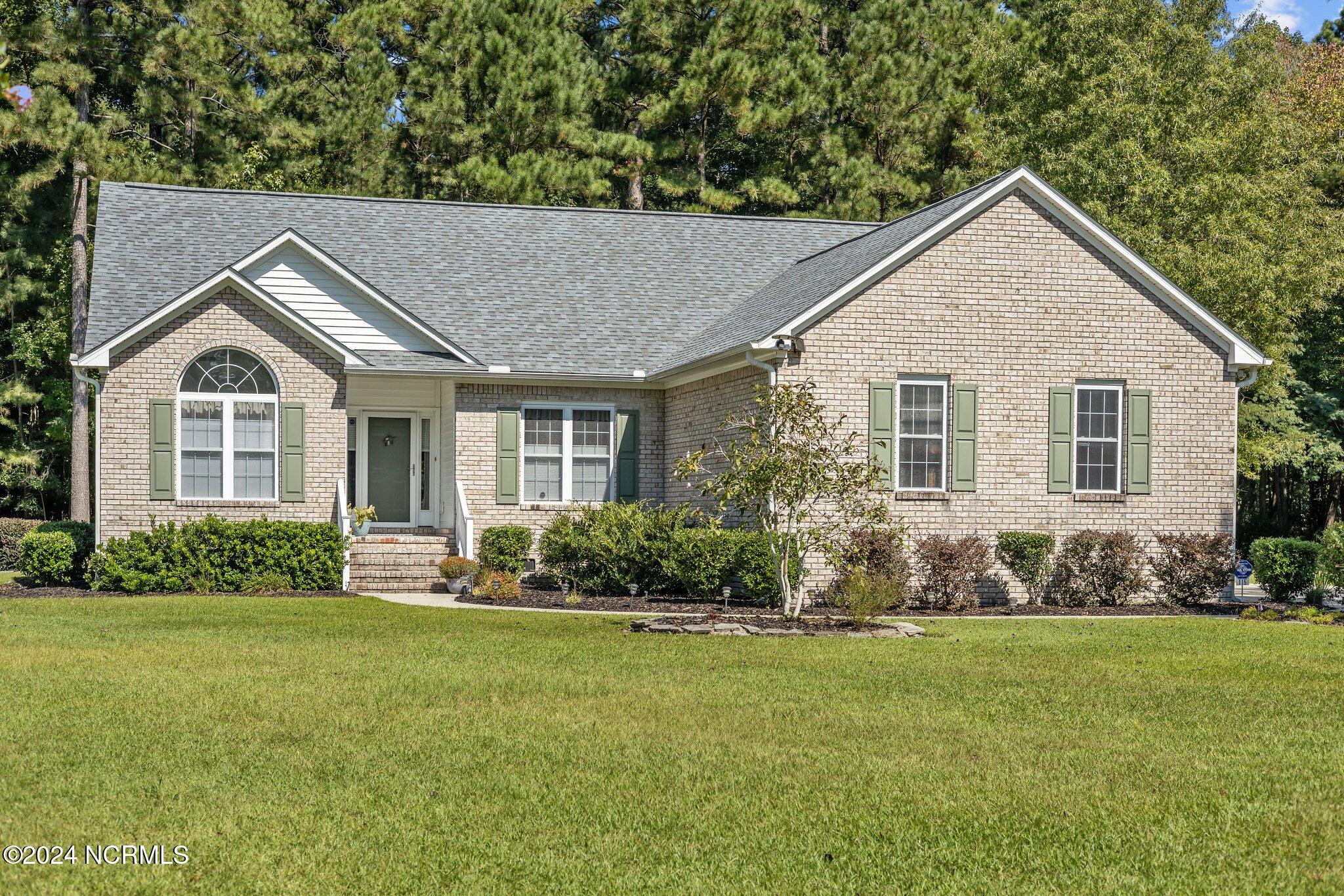 Nyon Rd, New Bern, NC 28562