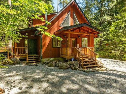 7502 Glacier Springs Dr, Deming, WA, 98244-9580 | Card Image