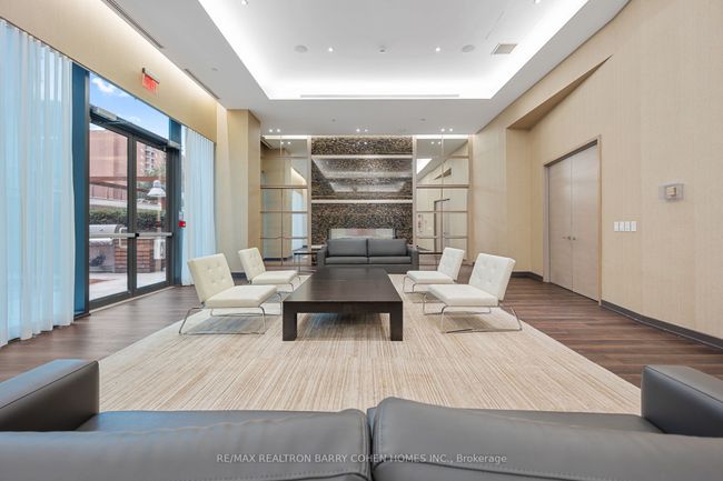 1414 - 70 Roehampton Ave, Condo with 2 bedrooms, 2 bathrooms and 1 parking in Toronto ON | Image 30