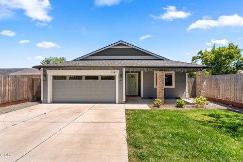 1383 Orchard Home Dr, Medford, OR, 97501-3829 | Card Image