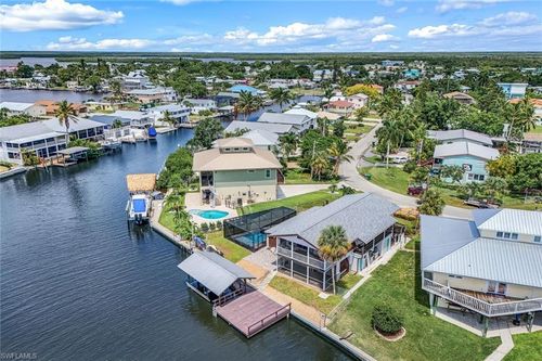 691 W Palm Ave, GOODLAND, FL, 34140 | Card Image