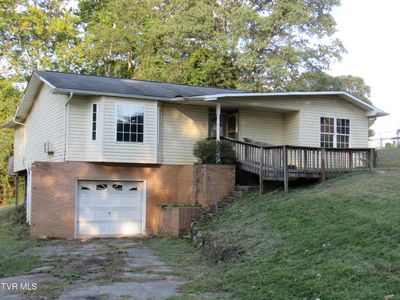 1813 Duke Street, House other with 3 bedrooms, 2 bathrooms and null parking in Kingsport TN | Image 1