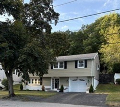 5 Pulver Dr, Peabody, MA, 01960-5003 | Card Image