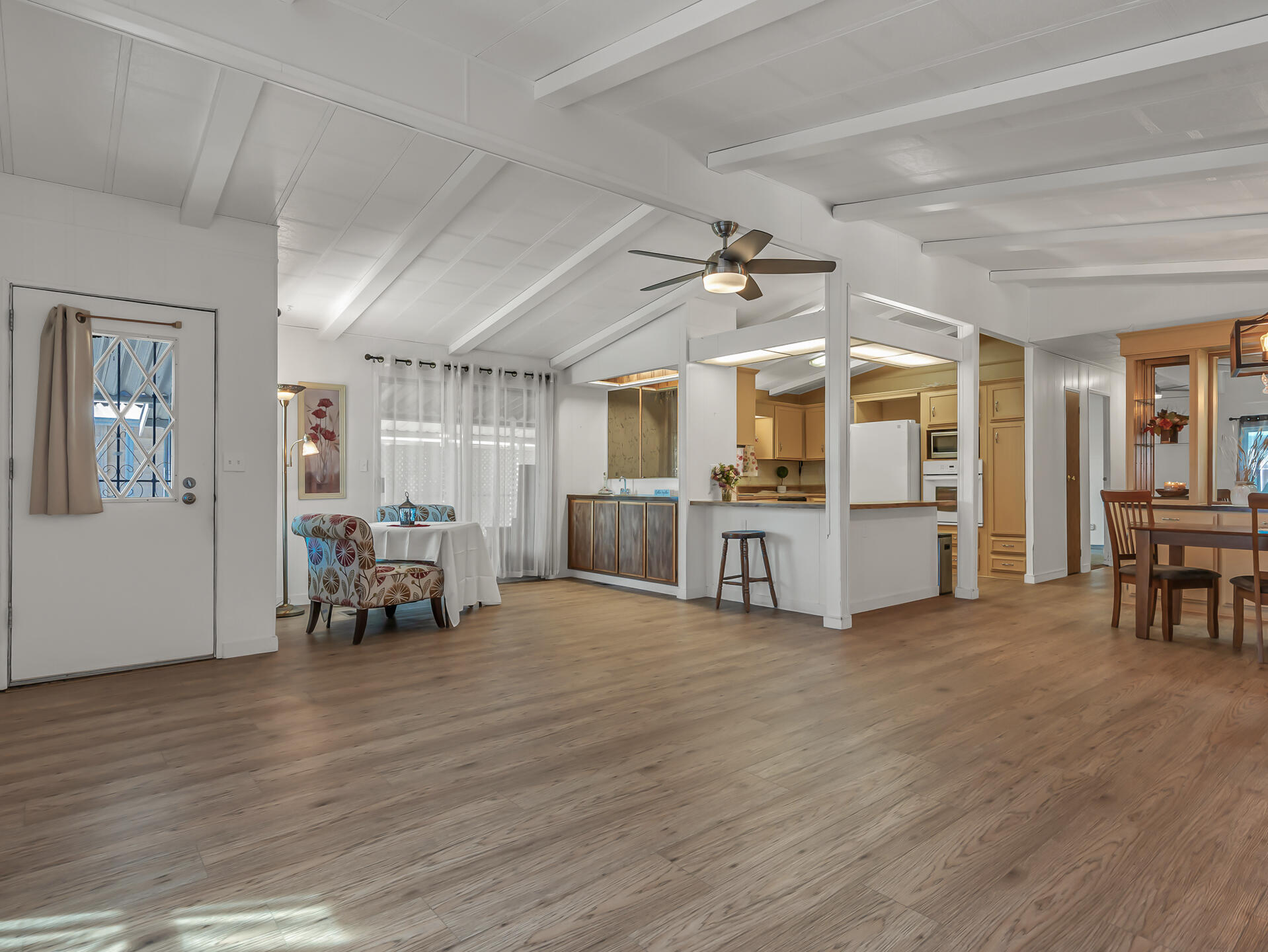 19964 Riverside Ave, Anderson, CA 96007