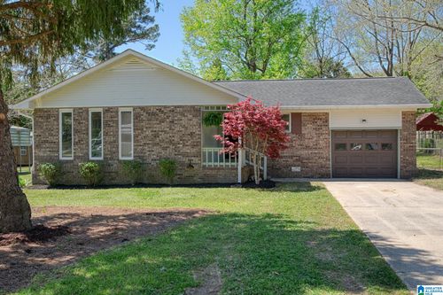 1911 Glen Davis Ln, Oxford, AL, 36203-3311 | Card Image