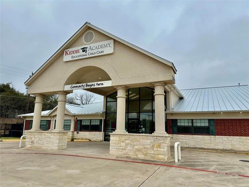 1301 N Lakeline Blvd, Cedar Park, TX, 78613-6796 | Card Image