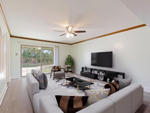 424 Bluebonnet Trl, Garland, TX, 75043-3203 | Card Image