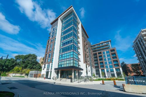 901-25 Neighbourhood Lane, Etobicoke, ON, M8Y0C4 | Card Image