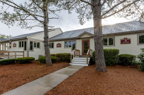 ste-7-5 Northern Blvd, Amherst, NH, 03031-2330 | Card Image