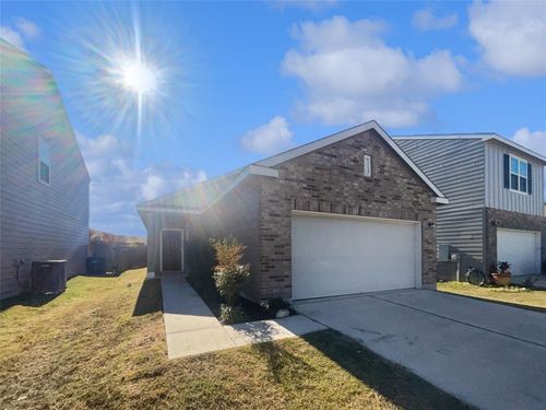 329 Wonderful Life Way, Jarrell, TX, 76537-0608 | Card Image