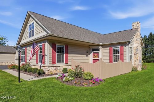 9856 Connor Lake Cir, Perrysburg, OH, 43551-3007 | Card Image
