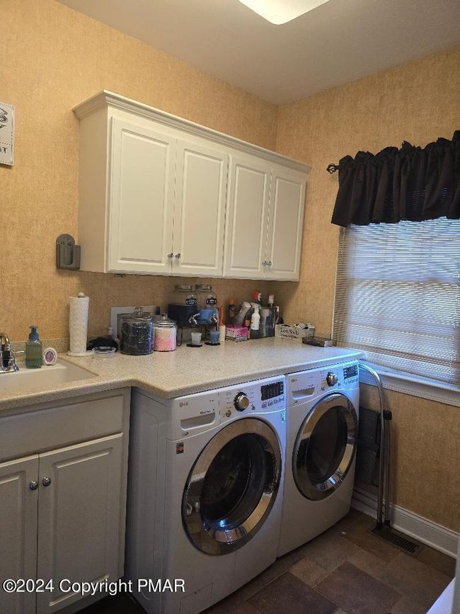 LAUNDRY RM | Image 56