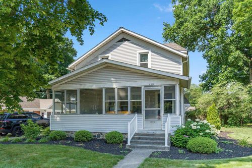 404 S First St, Pierceton, IN, 46562-9294 | Card Image