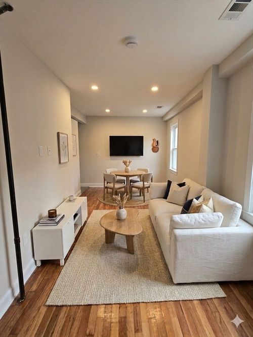 1-11 Mount Pleasant St, Waltham, MA, 02452-5555 | Card Image