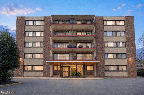 203-8308 Flower Ave, TAKOMA PARK, MD, 20912-6754 | Card Image