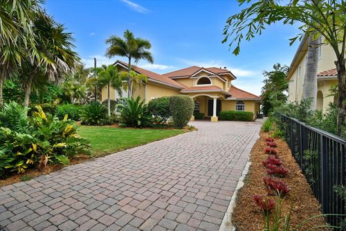 881 Se Saint Lucie Blvd, Stuart, FL, 34996-1326 | Card Image
