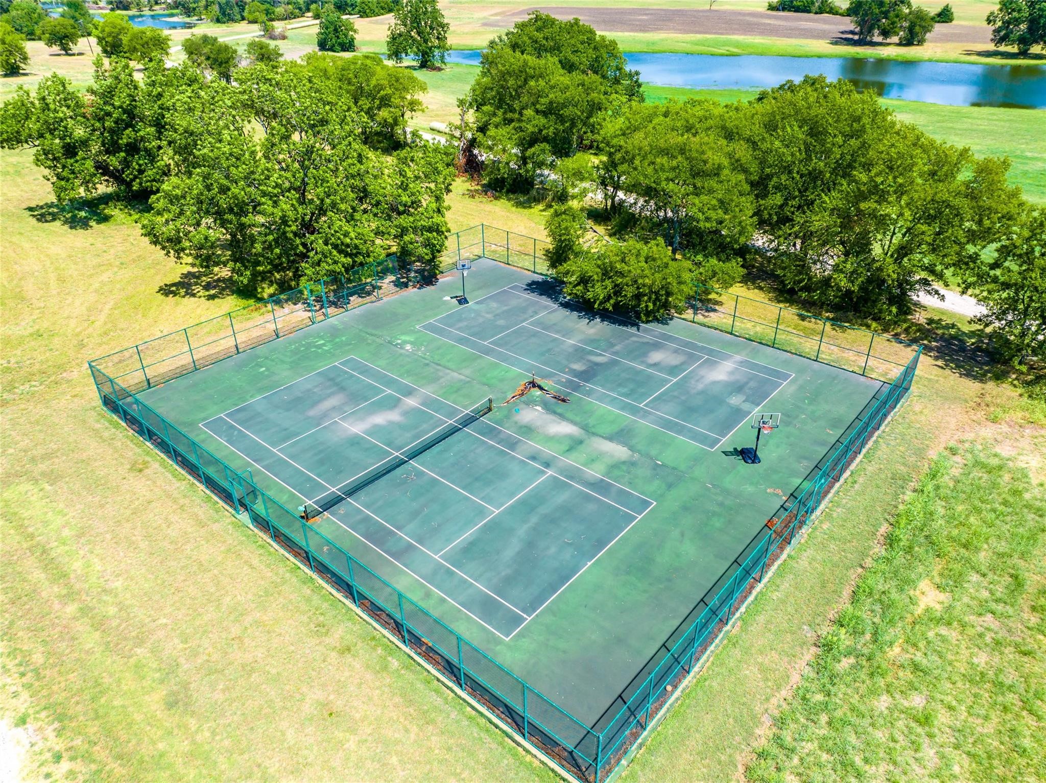 Land in Lone Oak 4