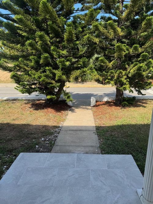 46 S Oleander Ave, DAYTONA BEACH, FL, 32118-4348 | Card Image