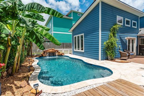 1017 Forest Rd, Clear Lake Shores, TX, 77565-2446 | Card Image