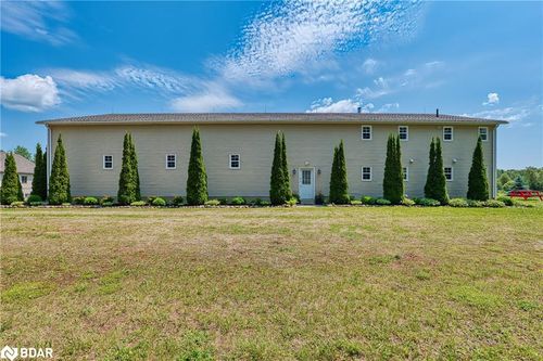 {{alt}} | Card Image