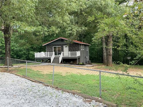 107 Sweetbriar Trl, Westminster, SC, 29693-6306 | Card Image