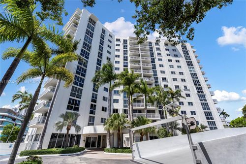 401-1688 West Ave, Miami Beach, FL, 33139-2366 | Card Image