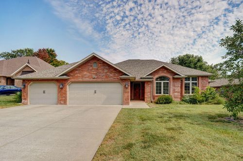 3671 W Broadmoor St, Springfield, MO, 65807-8115 | Card Image