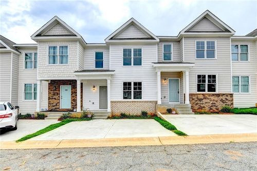 2778 Laurel Ridge Cir, East Point, GA, 30344-8052 | Card Image