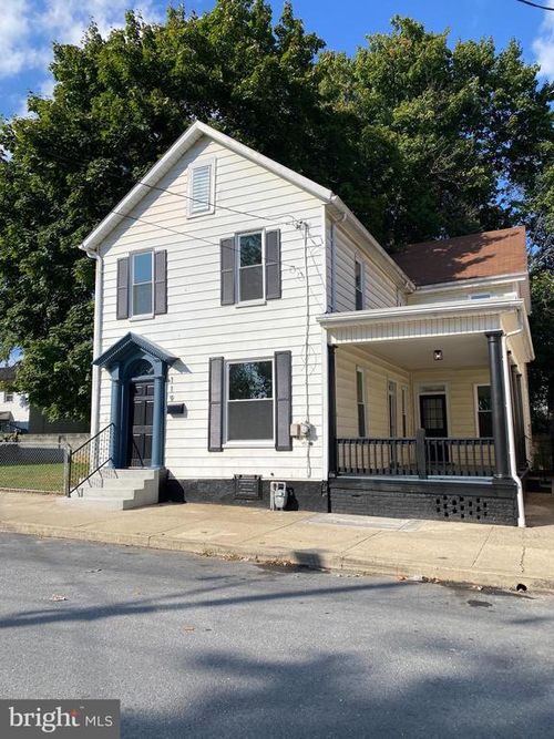 119 E Catherine St, CHAMBERSBURG, PA, 17201-3537 | Card Image