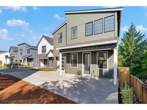 l-53-15963 Nw Holman Way, Portland, OR, 97229-7397 | Card Image