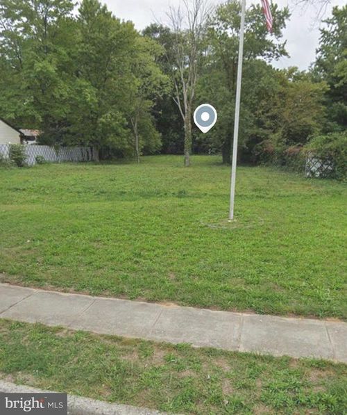 100 N Garden Blvd, Edgewater Park, NJ, 08010-2147 | Card Image