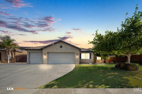 9404 Red Rock Creek Way, Bakersfield, CA, 93311-4520 | Card Image
