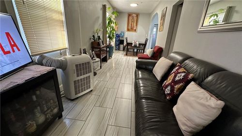 423 Union Ave, Mamaroneck, NY, 10543-2634 | Card Image