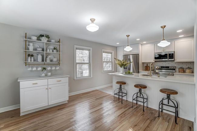 2551 Caroline Ave, House other with 4 bedrooms, 3 bathrooms and null parking in Bexley OH | Image 5