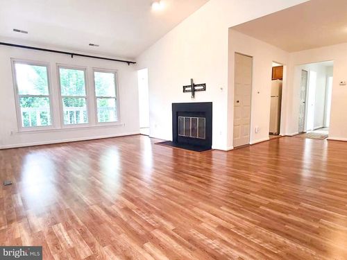 237-20072 Appledowre Cir, GERMANTOWN, MD, 20876-5521 | Card Image