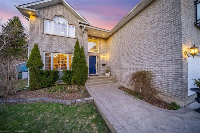 51 Orchard Dr, House other with 5 bedrooms, 4 bathrooms and 12 parking in Ancaster ON | Image 4