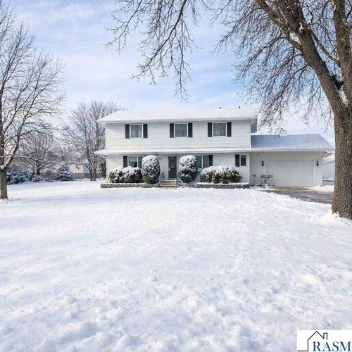 1012 3rd St, Nicollet, MN, 56074-2011 | Card Image