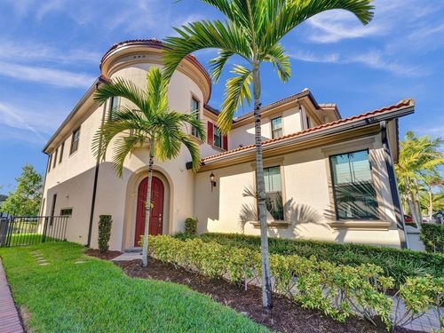 9345 Carrington Ave, Parkland, FL, 33076-2657 | Card Image
