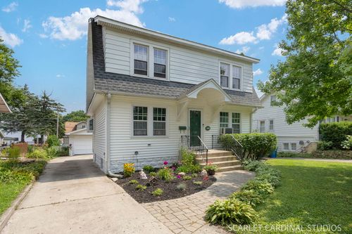 251 S Oakland Grv, Elmhurst, IL, 60126-3053 | Card Image