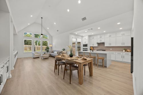 6000 Sean Paul Ln, Georgetown, TX, 78628-4045 | Card Image