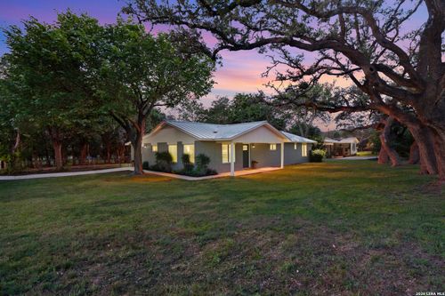 404 Oak Park Dr, Boerne, TX, 78006-2925 | Card Image
