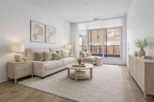 303-202 Burnhamthorpe Rd E, Mississauga, ON, L5A4L4 | Card Image